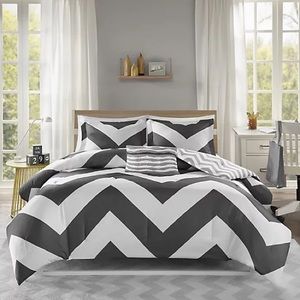 Mi Zone Libra Reversible Chevron Twin XL Comforter Set in Black/White
